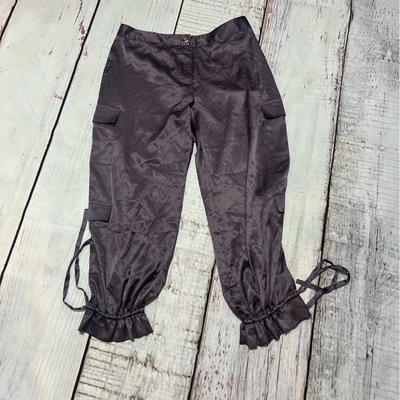Victorias Secret Vintage 90s silk/sateen cargo crop pants in size small GUC - Picture 6 of 11